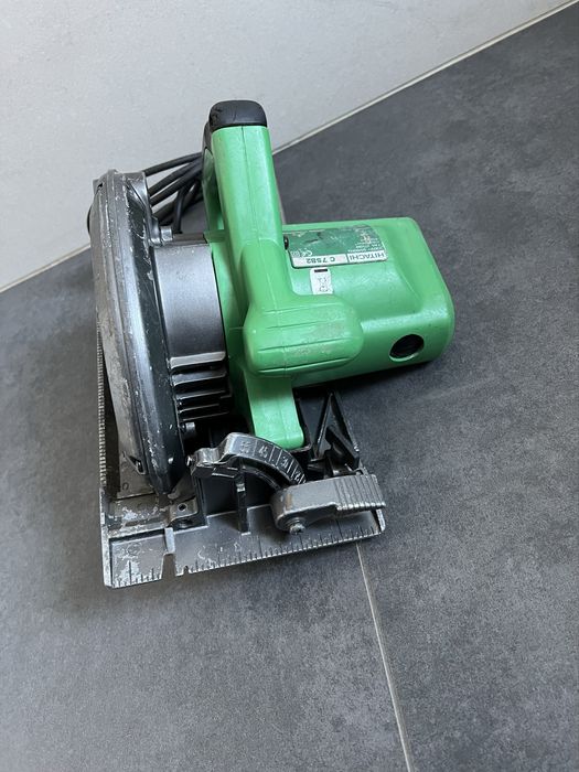 Мережева дискова пила Hitachi  C 7SB2