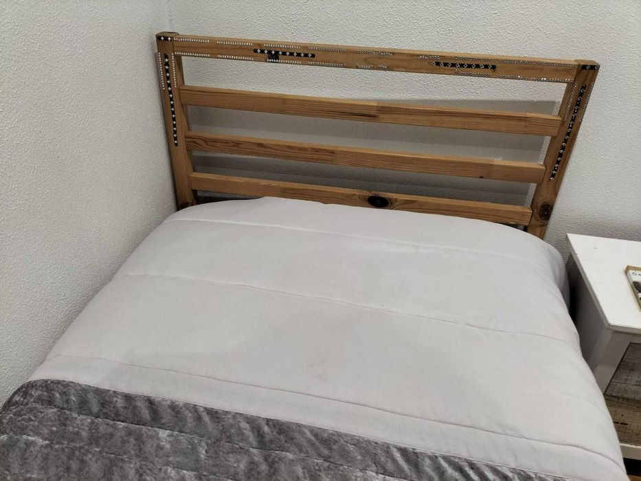 VENDO Cama + Colchão