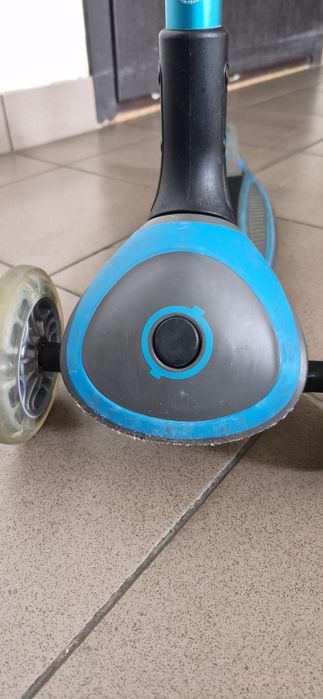 Самокат Globber (4-12 років)