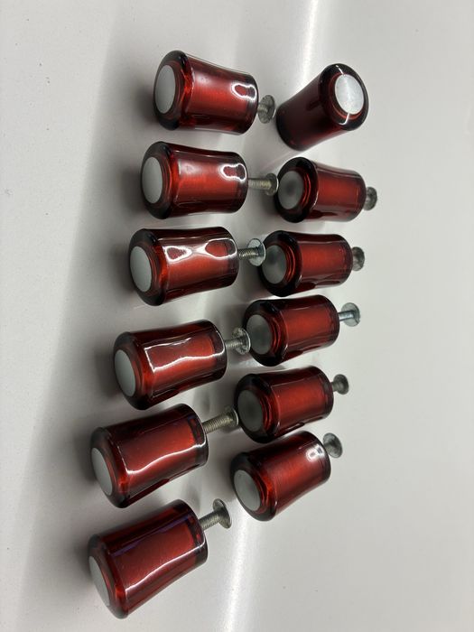 Puxadores bordeaux/cromado