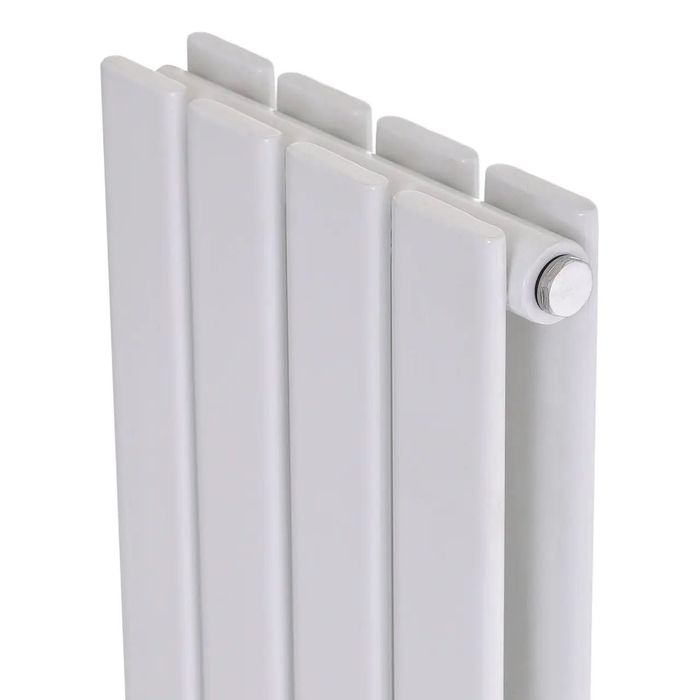 Вертикальний дизайнерський радіатор опалення Livorno II 4