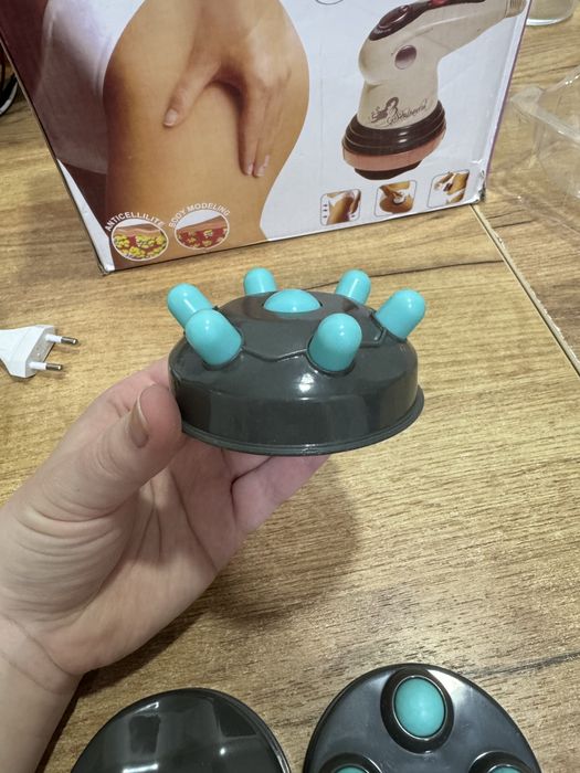 Електричний антицелюлітний масажер для тіла 4-в-1