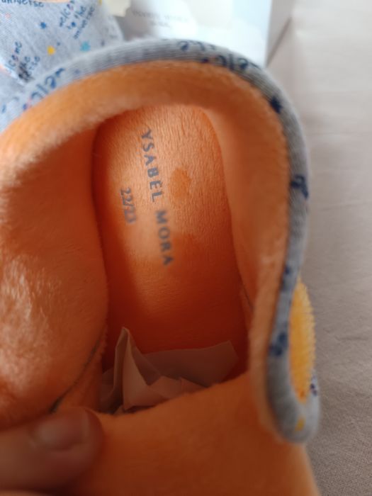 Pantufas bebê novas