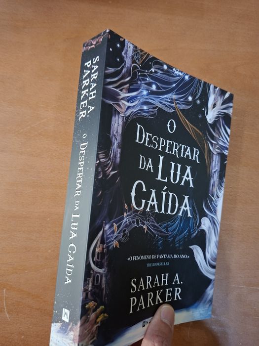 O Despertar da Lua Caida