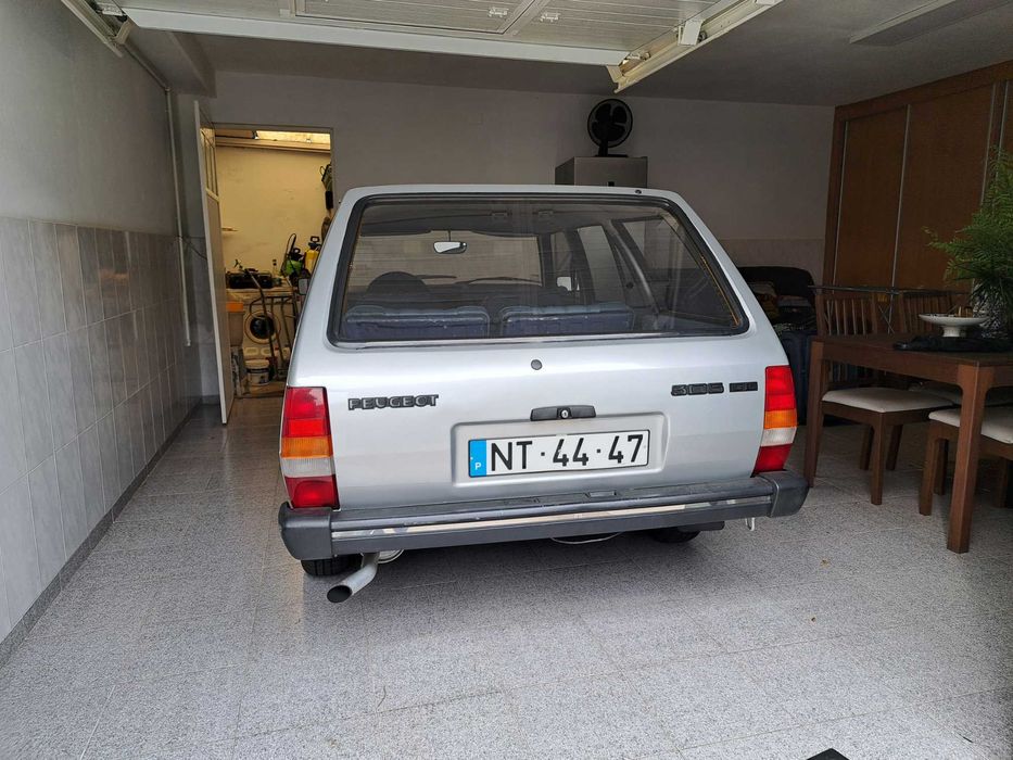 Peugeot 305 — fotografia 3