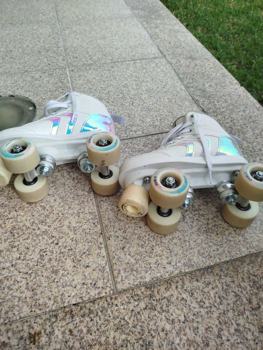 Patins como novos