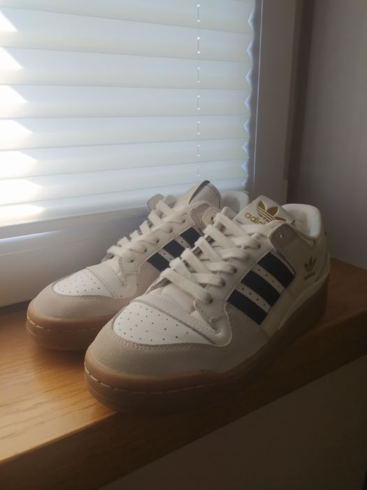 Buty Adidas Forum 84 Low CL Rozmiar 40 i 2/3