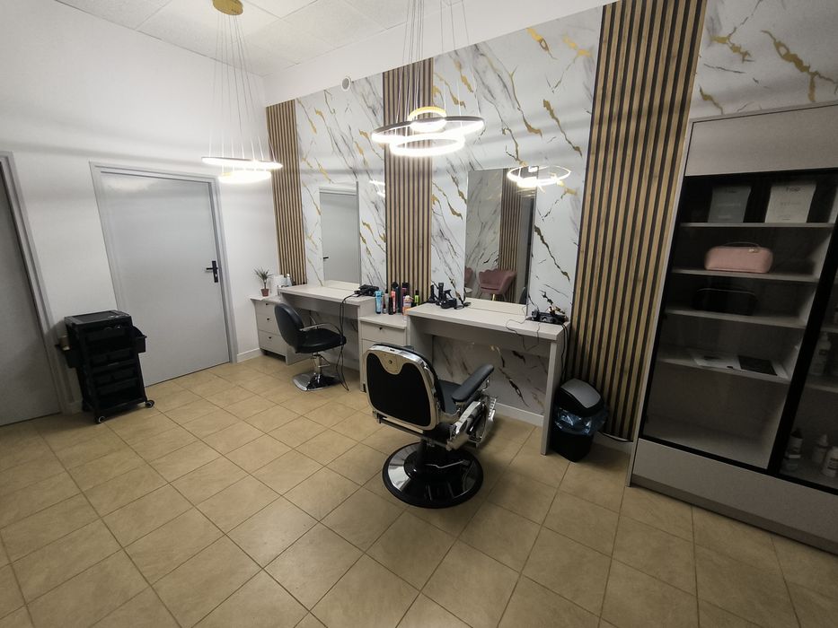 Podnajme stanowisko fryzjerskie, salon fryzjerski, fryzjer