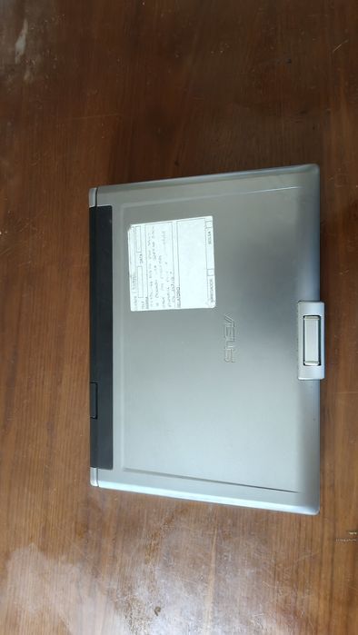 Portátil ASUS F5v