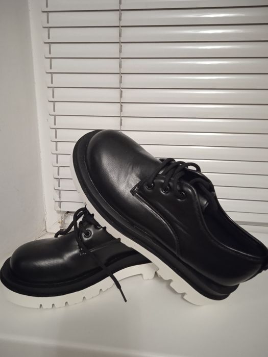 Нові туфлі 38 р.