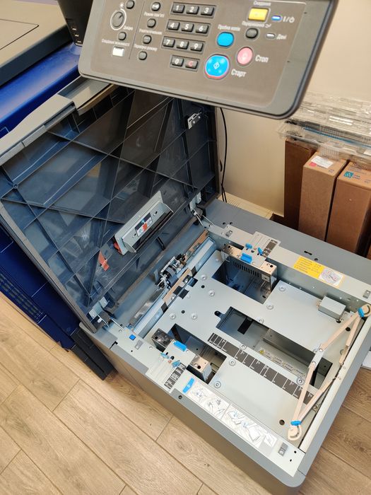 Konica Minolta c4070