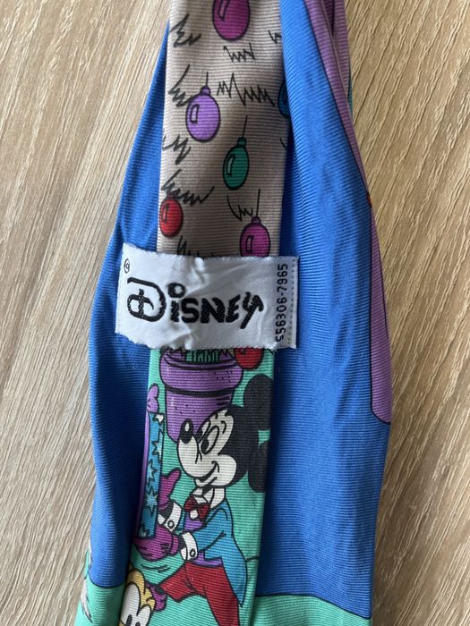 Oldschoolowy krawat Disney