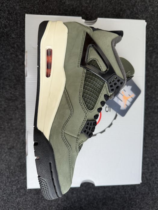 Jordan 4 Retro OG SP Undefeated (2025)
