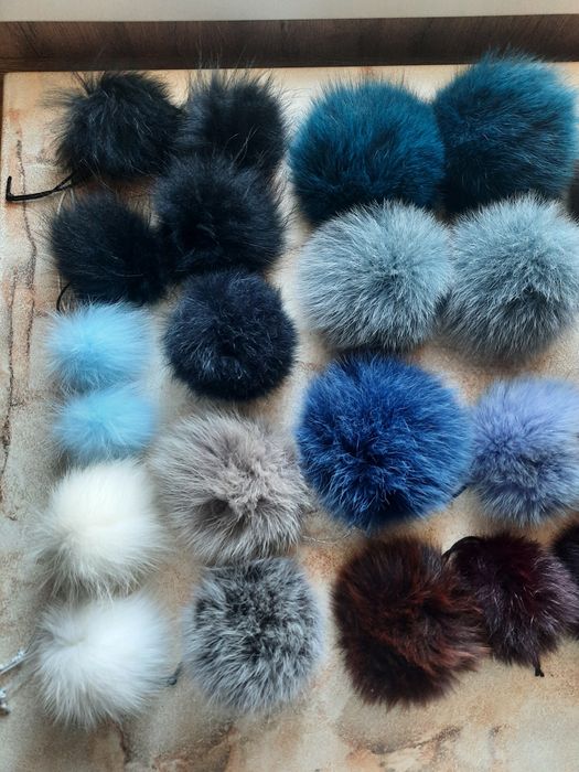 Помпоны из песца