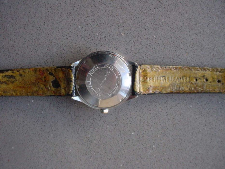 Relógio automatico, Relógios de pulso