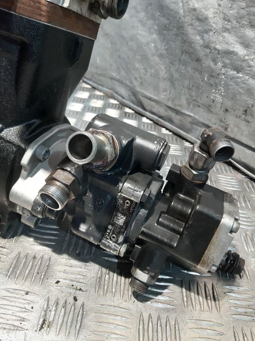 Sprężarka Kompresor  Pompa Wspomagania Zf Hy221L12