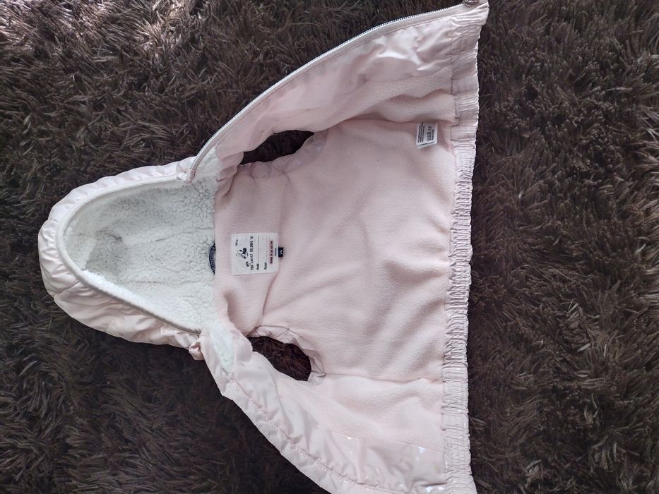 Жилетка на дівчинку 74рост