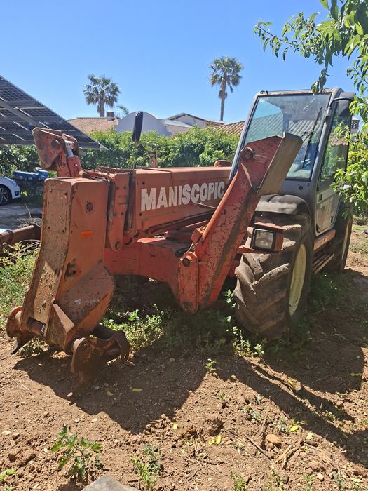 Maquina elevatória 1337 manitou