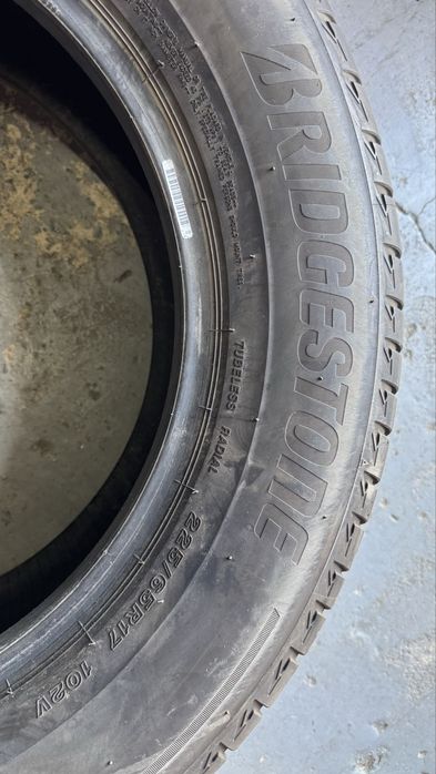 R17 225/65 Bridgestone Turanza T005 резина літо комплект