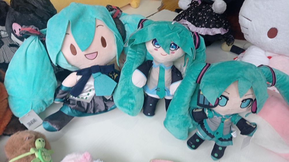 Хацуне Міку м'яка іграшка аніме 24, 27 і 30 см