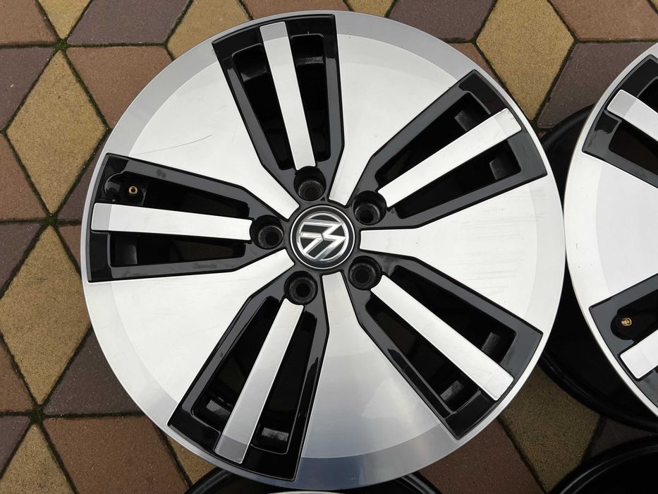 Диски легкосплавні оригінал Volkswagen Passat, Golf, Jetta R17 5x112