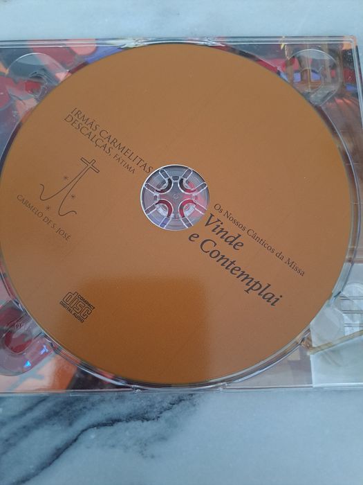 CD Vinde e Contemplai, irmãs carmelitas