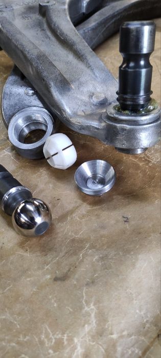 Продам оригінальні ричаги Форд Ф'южн