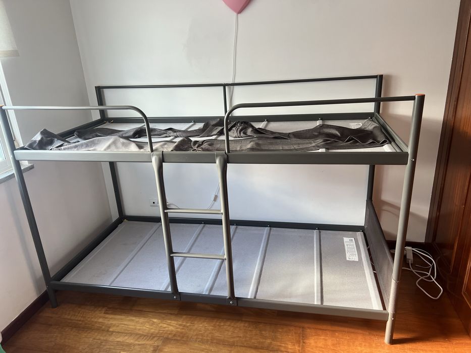 Beliche Ikea, 90x200cm, ótima oportunidade!