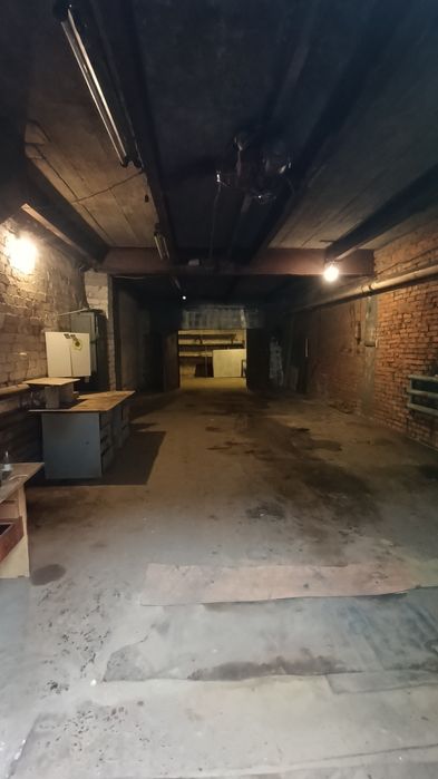 Сдаю в аренду приміщення промисловості,80 мкВ ворота висота 2.65 /2.80