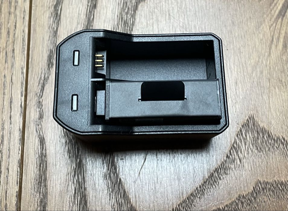 Kamera Garmin Virb 360 - ladowarka, statyw, 5 baterii