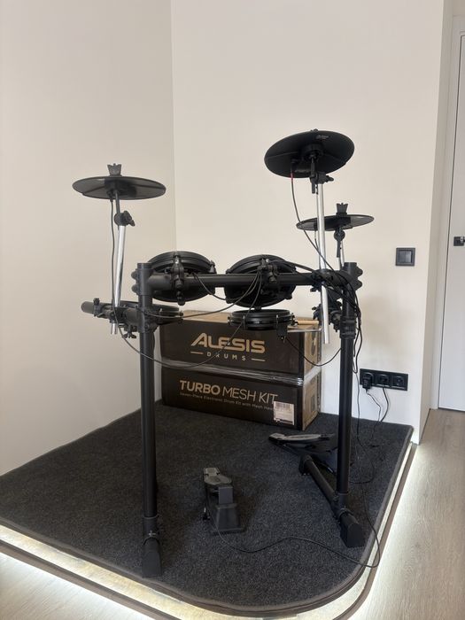 Електронна ударна установка Alesis Turbo Mesh Kit