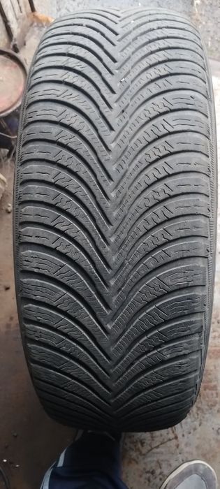 Шини зимові 205/55 R16