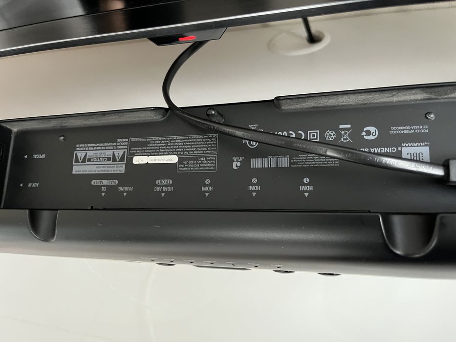 Soundbar  subwoofer  jbl SB 400