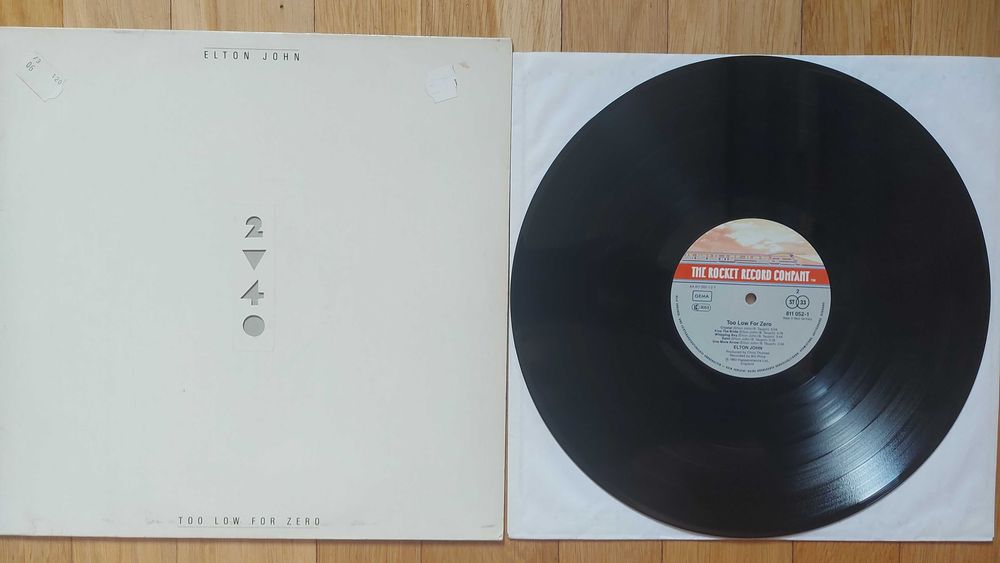 Elton John ‎Too Low For Zero Ger 1983 (VG+/EX)