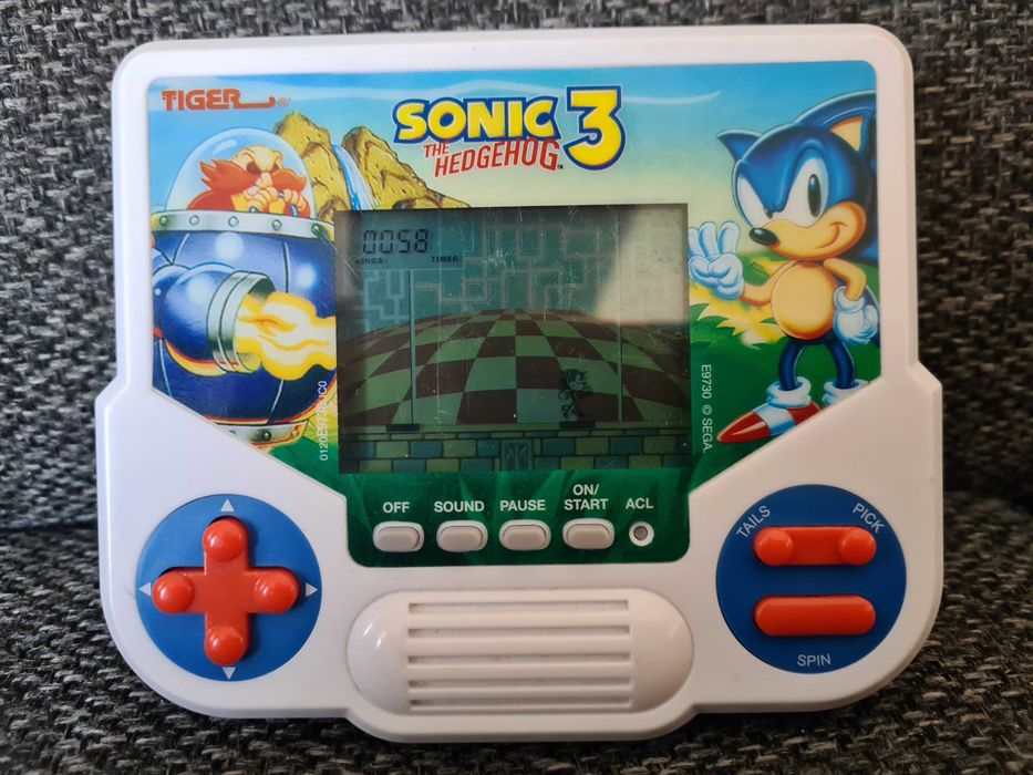 Gra kieszonkowa elektroniczna Sonic 3 Hasbro