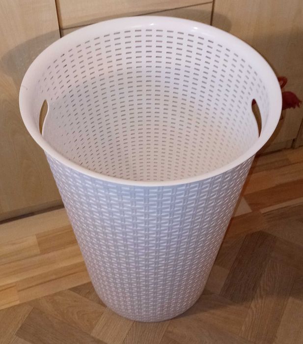 Kosz na pranie, na odzież do prania. Biały. 70 Litrów