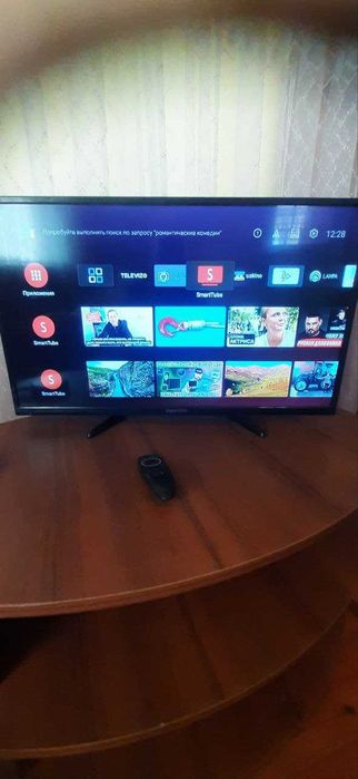 Продам смарт ТБ приставка HK1 RBOX W2