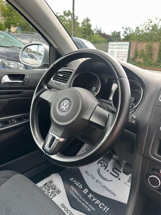 Продам Volkswagen Golf 2010 рік можлива розстрочка,кредит,обмін!