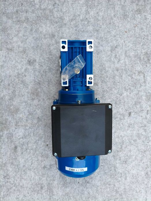 Silnik elektryczny 230V 0,55kw Jednofazowy  Motoreduktor