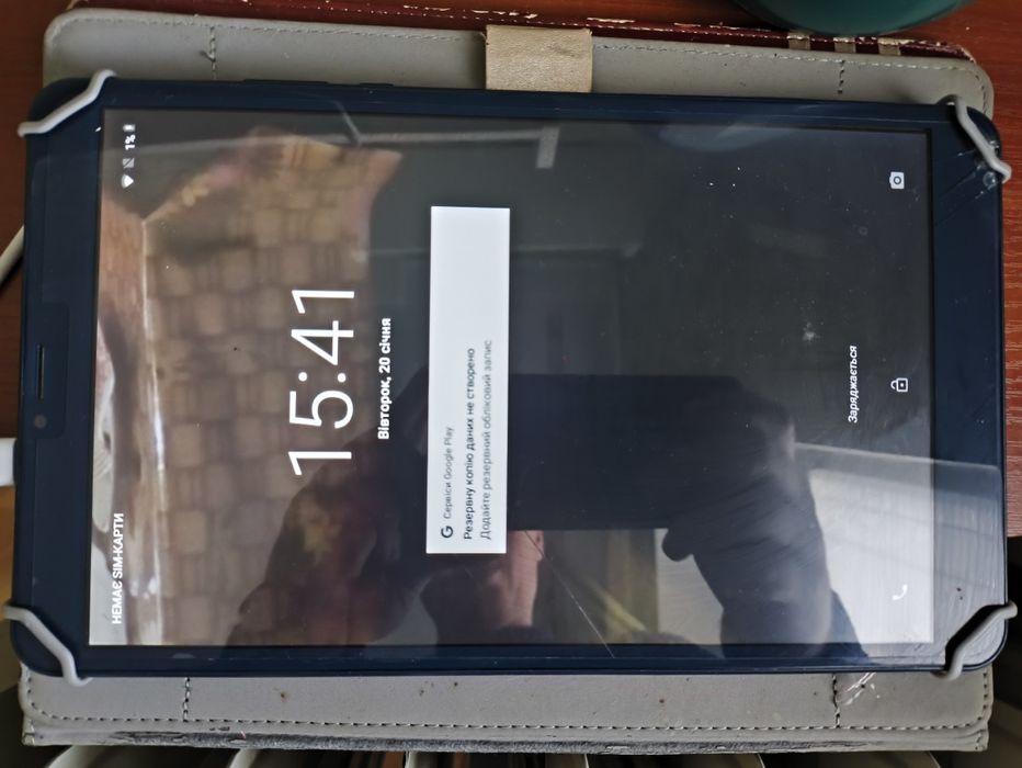 Планшет від фірми Номі