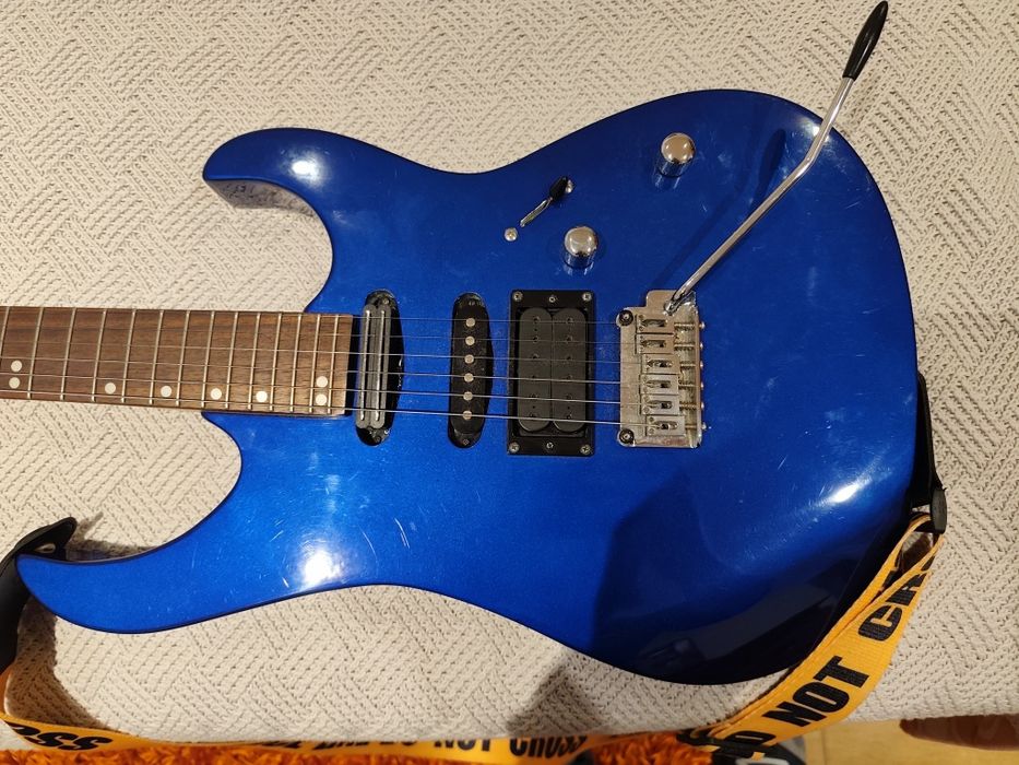 Cort Solo Series com DiMarzio