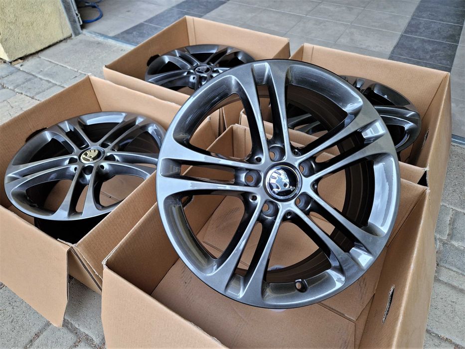 Alufelgi 17 5x112 Skoda Octavia Kodiaq Superb Yeti Karoq Grafit ! 809#
