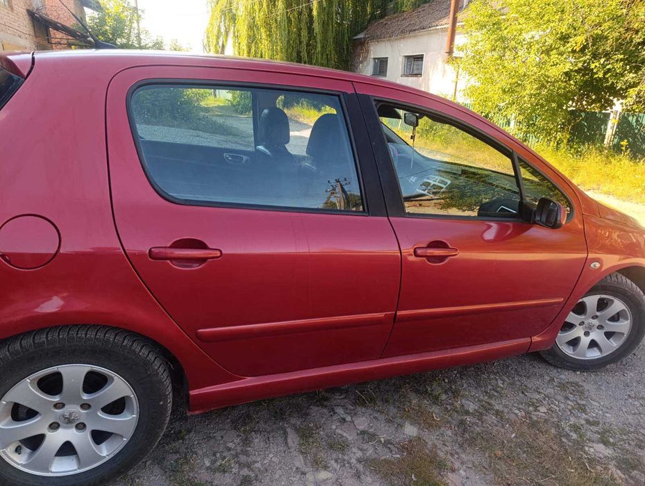 Продається pegout 307 2005 газ-бензин