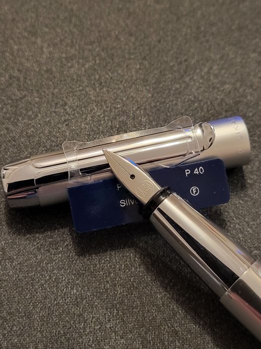 Pióro wieczne Pelikan Pura P40