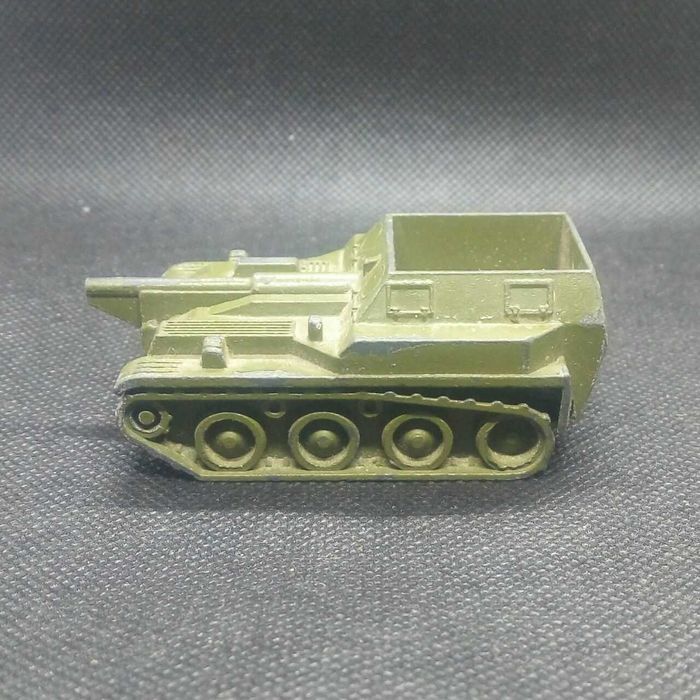Игрушечная военная техника времен СССР САУ
