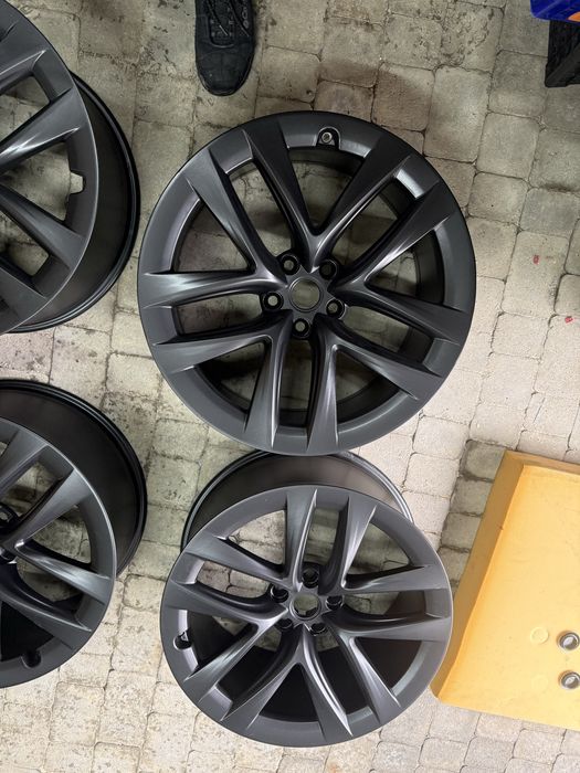 Диски R21  Tesla model s Plaid