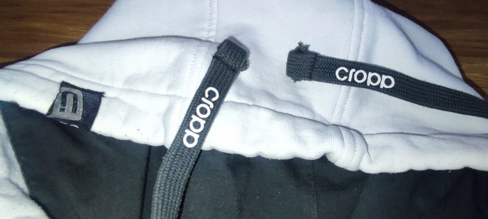 Bluza Cropp rozm S -wymiary na fotkach