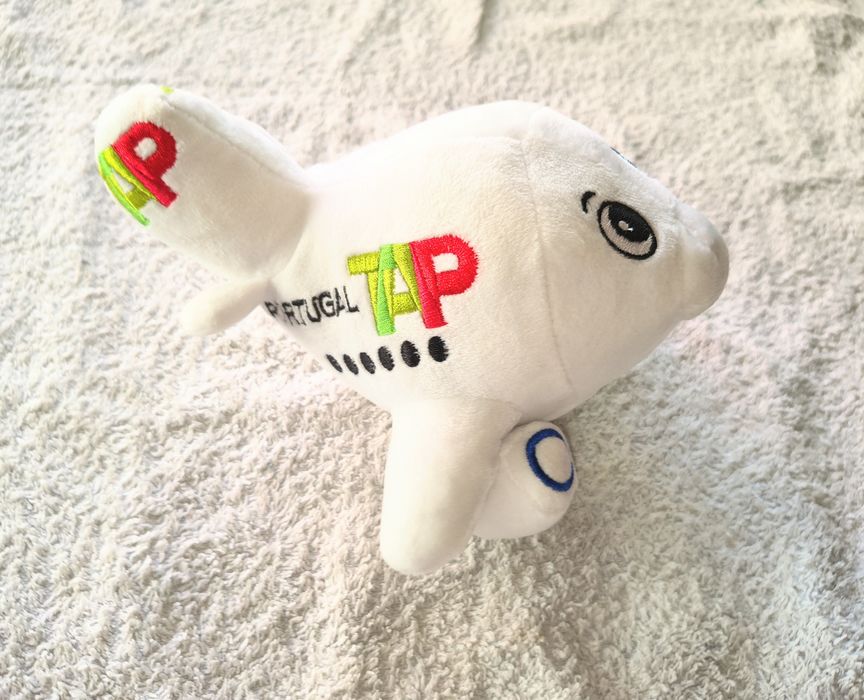Avião TAP peluche