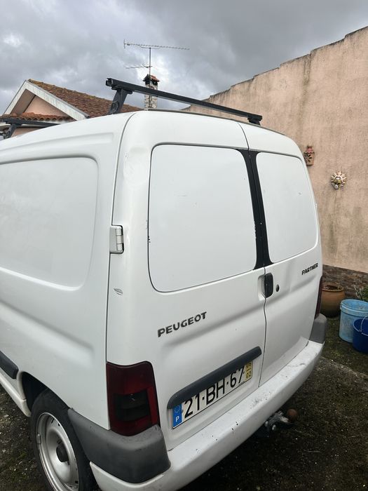 Pegeout Partner 2000 HDI