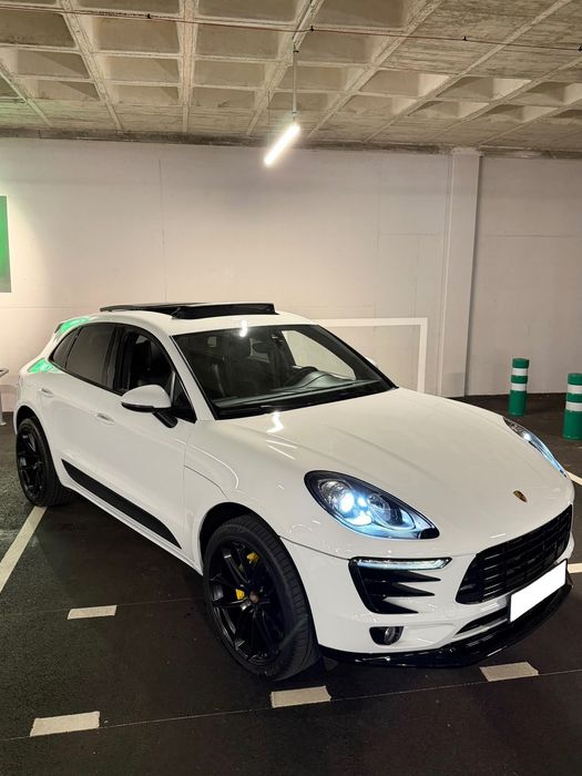 Porsche Macan S